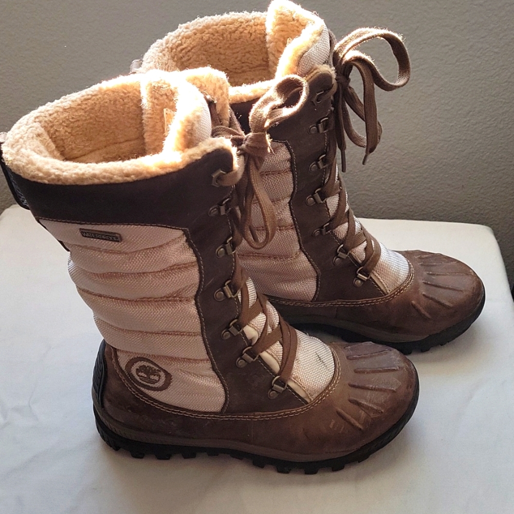 TIMBERLAND, earthkeepers, Mt. Holly tall lace up duck boot, taupe, size 6 - Picture 3 of 7